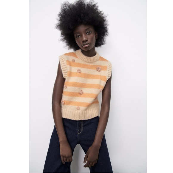 Wide-Leg Dark Blue Jeans - Picture 4 of 14